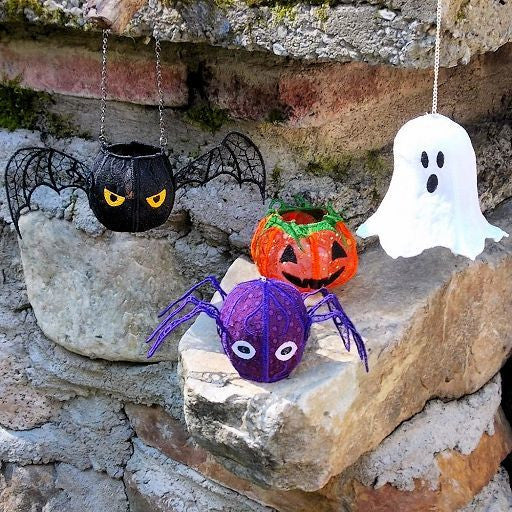 Hanging Halloween Lanterns